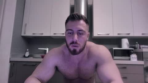 Snapshot of toro_arrapato chatting on 12/12/24, 10:09 toro_arrapato online show from 12/12/24, 10:09