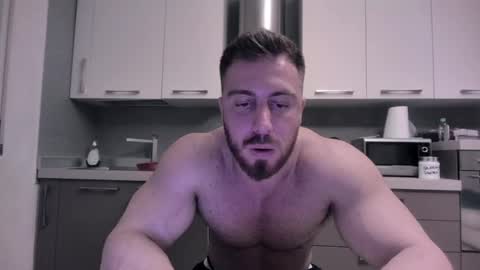 Snapshot of toro_arrapato chatting on 12/14/24, 01:17 toro_arrapato online show from 12/14/24, 01:17