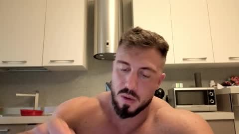 Snapshot of toro_arrapato chatting on 09/13/25, 02:06 toro_arrapato online show from 09/13/25, 02:06