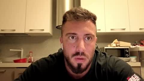 Snapshot of toro_arrapato chatting on 09/24/25, 07:06 toro_arrapato online show from 09/24/25, 07:06