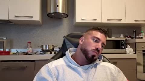 Snapshot of toro_arrapato chatting on 10/18/25, 03:13 toro_arrapato online show from 10/18/25, 03:13