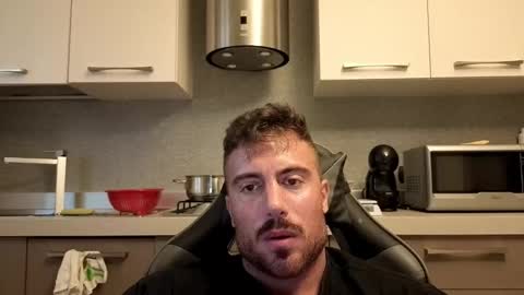 Snapshot of toro_arrapato chatting on 11/07/25, 03:01 toro_arrapato online show from 11/07/25, 03:01