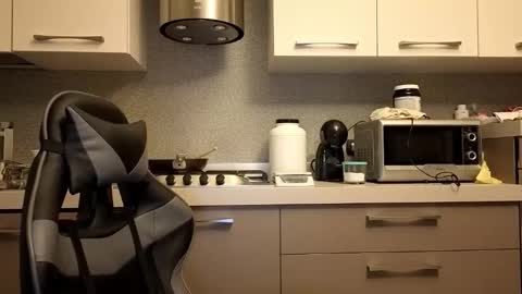 Snapshot of toro_arrapato chatting on 11/23/25, 08:30 toro_arrapato online show from 11/23/25, 08:30