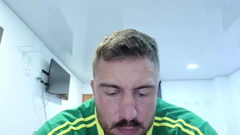 Snapshot of toro_arrapato chatting on 03/24/26, 06:57 toro_arrapato online show from 03/24/26, 06:57