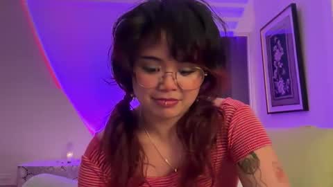 Snapshot of toro_luna chatting on 03/24/26, 03:44 boy luna next stream thurs 226 855pm 0 pst online show from 03/24/26, 03:44