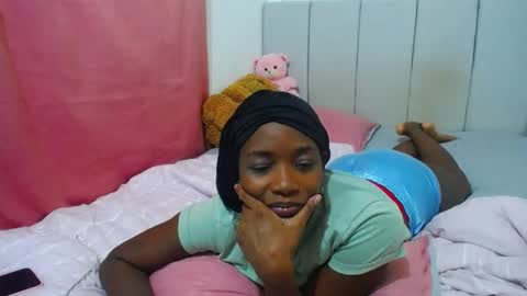 Snapshot of tory_montannaxx chatting on 05/20/26, 05:02 tory_montannaxx online show from 05/20/26, 05:02