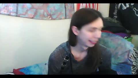 Luna online show from 01/24/25, 03:22