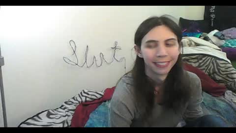 Luna online show from 11/29/25, 02:25