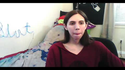 Snapshot of totalfuckingadorable chatting on 02/02/26, 04:22 Luna online show from 02/02/26, 04:22