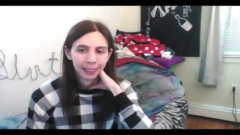 Snapshot of totalfuckingadorable chatting on 02/15/26, 04:31 Luna online show from 02/15/26, 04:31