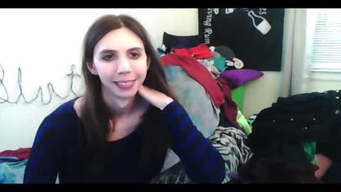 Snapshot of totalfuckingadorable chatting on 02/28/26, 08:04 Luna online show from 02/28/26, 08:04