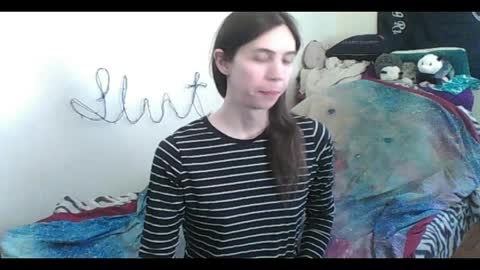 Luna online show from 05/03/26, 10:27