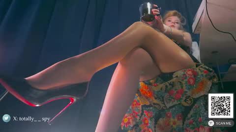 Madam Viktoria   Vacation in Portugal  2811 - 0412 online show from 02/21/26, 09:43