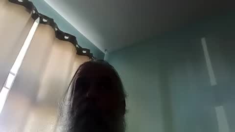 totallyawesome_65 online show from 10/30/25, 07:14