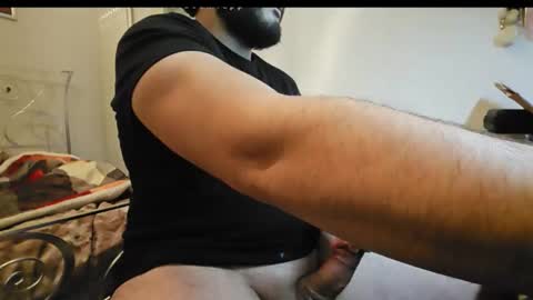 Snapshot of totalum chatting on 11/16/25, 03:28 totalum online show from 11/16/25, 03:28