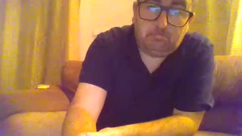Snapshot of toucanfuck chatting on 01/22/25, 01:42 tryingnewthings online show from 01/22/25, 01:42