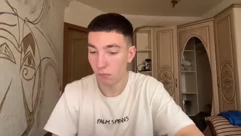 Max online show from 11/16/25, 10:21