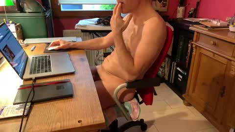 Snapshot of toutakou223 chatting on 04/02/26, 07:28 Toutakou online show from 04/02/26, 07:28