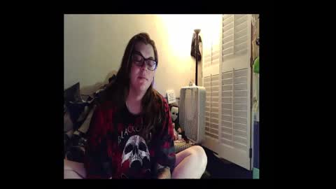 Toxiclove1311 online show from 09/25/25, 01:42