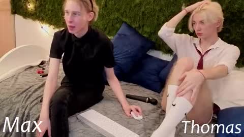 Max online show from 11/20/25, 03:23