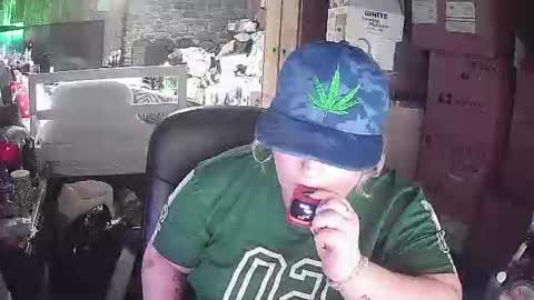 Snapshot of toxicsamarha chatting on 11/11/25, 03:06 toxicsamarha online show from 11/11/25, 03:06