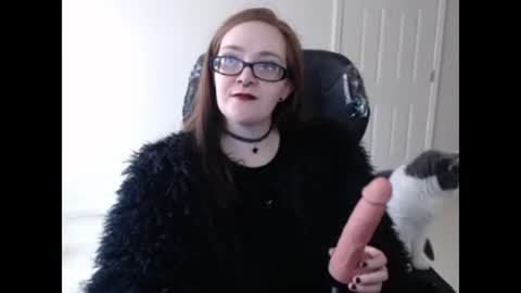 Snapshot of toxikink chatting on 04/02/26, 10:07 toxikink online show from 04/02/26, 10:07