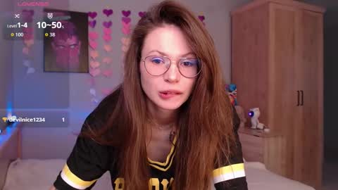 toxkiss online show from 09/30/25, 10:42