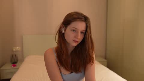 Snapshot of toxl chatting on 09/23/25, 06:00 Bella online show from 09/23/25, 06:00