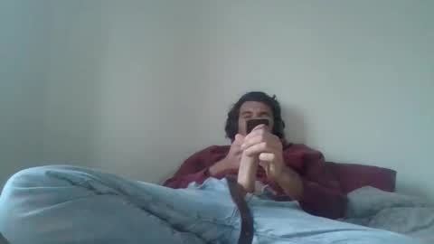 Snapshot of toyboyhumilation chatting on 10/25/25, 04:57 toyboyhumilation online show from 10/25/25, 04:57