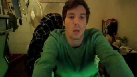 Snapshot of toyboysquirt chatting on 05/12/26, 06:21 toyboysquirt online show from 05/12/26, 06:21