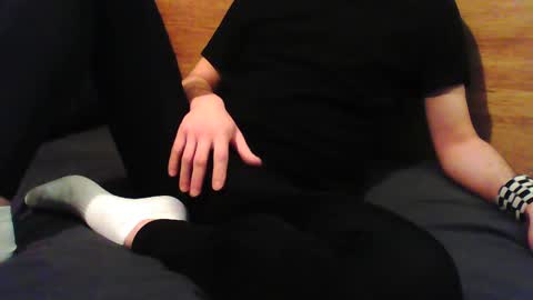 Snapshot of trackielad21 chatting on 01/11/25, 08:00 trackielad online show from 01/11/25, 08:00