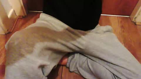 Snapshot of trackielad21 chatting on 10/04/25, 09:29 trackielad online show from 10/04/25, 09:29