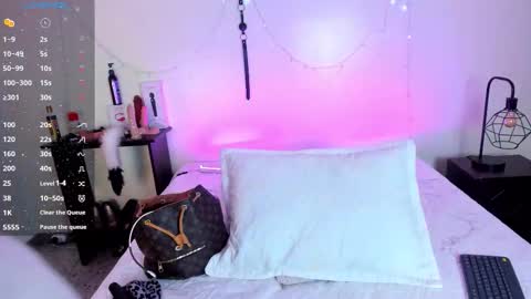 Snapshot of tracy_lambo chatting on 11/30/25, 01:26 tracy online show from 11/30/25, 01:26