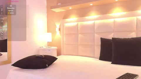 Snapshot of tracydaviss chatting on 09/28/25, 01:55 Tracy online show from 09/28/25, 01:55