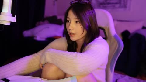 Ariana and Erik online show from 09/21/25, 05:36