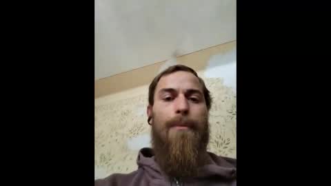 Snapshot of tralalabala chatting on 02/21/25, 10:50 Tralalabala online show from 02/21/25, 10:50