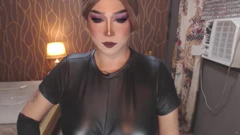 Snapshot of trandomsts chatting on 03/04/26, 01:55 DOM irish online show from 03/04/26, 01:55