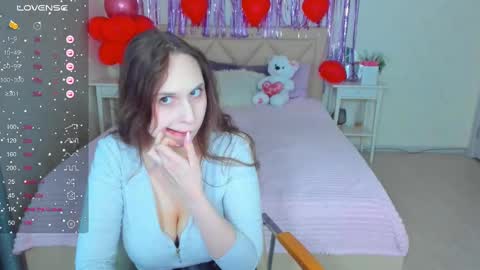 Snapshot of traneba chatting on 02/13/25, 11:28 Kate online show from 02/13/25, 11:28
