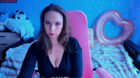 Snapshot of traneba chatting on 03/27/26, 09:21 Kate online show from 03/27/26, 09:21