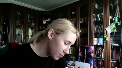 Lesly online show from 06/11/26, 08:45