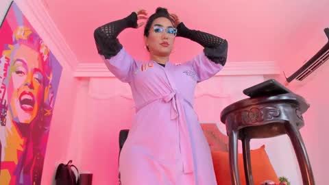 Snapshot of trannypartner chatting on 09/11/25, 01:44 Juliana Giiraldo online show from 09/11/25, 01:44