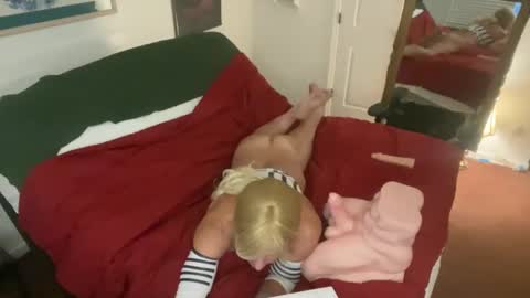 Snapshot of trannytush69 chatting on 12/03/24, 08:16 USA GURL online show from 12/03/24, 08:16