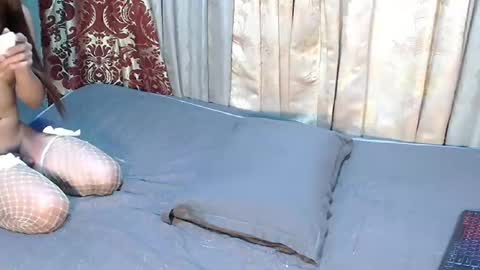 Gigi online show from 04/15/26, 06:04