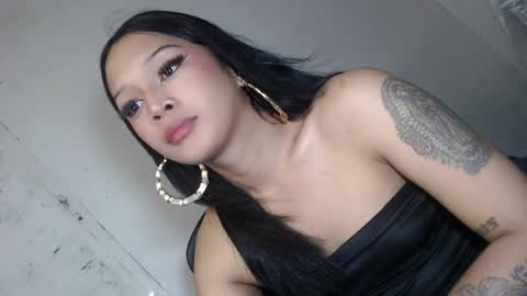 Snapshot of transbadassx chatting on 07/16/26, 05:13 CLEOPATHRA online show from 07/16/26, 05:13