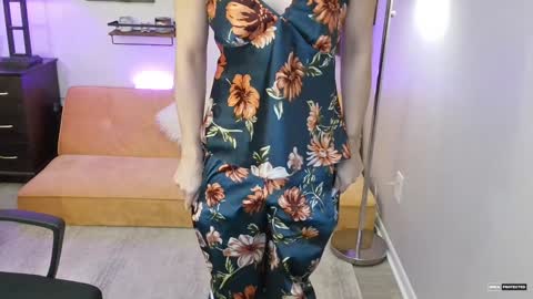 transbate online show from 12/24/24, 07:55