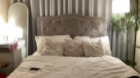 Snapshot of transgoddessselena chatting on 04/21/26, 02:51 Selena the real cummer online show from 04/21/26, 02:51