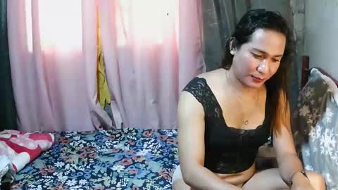 transhottie28 online show from 11/05/25, 02:00