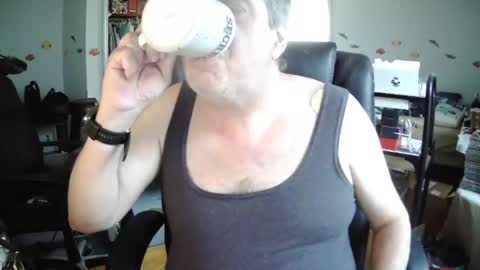 Snapshot of transmtfhello chatting on 01/16/25, 02:30 Peter online show from 01/16/25, 02:30