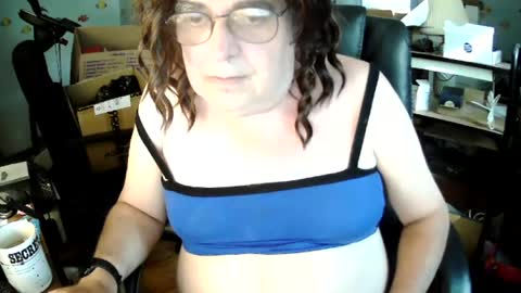 Snapshot of transmtfhello chatting on 07/11/26, 08:55 Peter online show from 07/11/26, 08:55