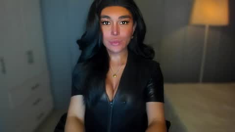 Snapshot of transnextdoor_ chatting on 12/13/24, 10:45 ALMIGHTY GODDESS VALENTINA online show from 12/13/24, 10:45